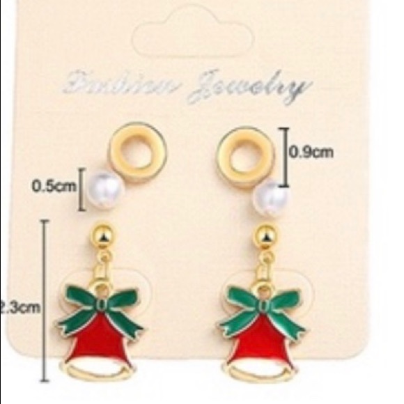 𝑾𝒐𝒎𝒆𝒏𝒔 𝒄𝒉𝒓𝒊𝒔𝒕𝒎𝒂𝒔 𝒆𝒂𝒓𝒓𝒊𝒏𝒈𝒔 - Picture 2 of 2